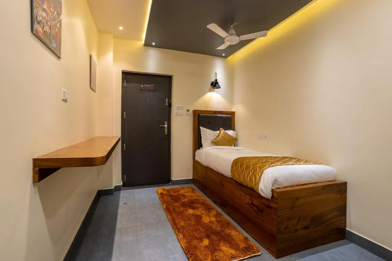 Hotel Meridian By Daan Thiruvananthapuram